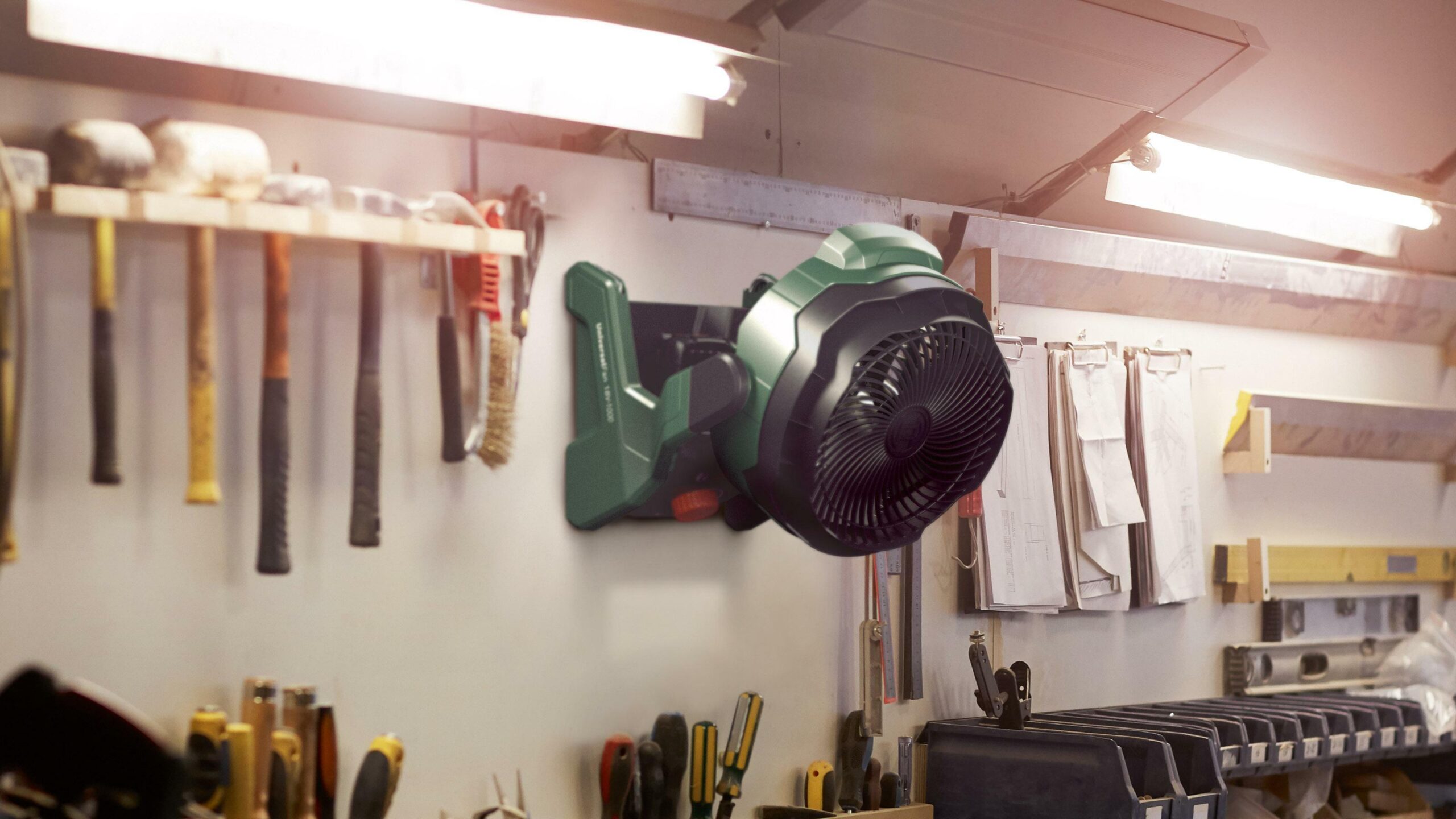 Voorkant -Warmte And Ventilatie Winkel bosch 06039e1000 5 scaled